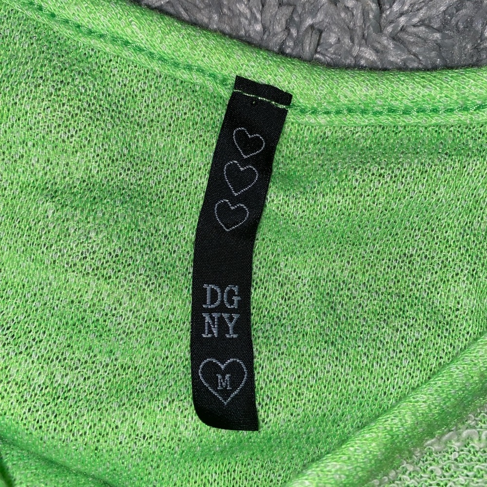 NWOT crop top - Picture 2 of 3